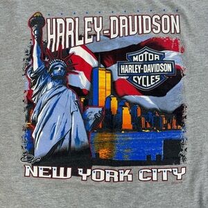 Harley Davidson 2002 RARE Twin Towers Short Sleeve Mens XL T-Shirt